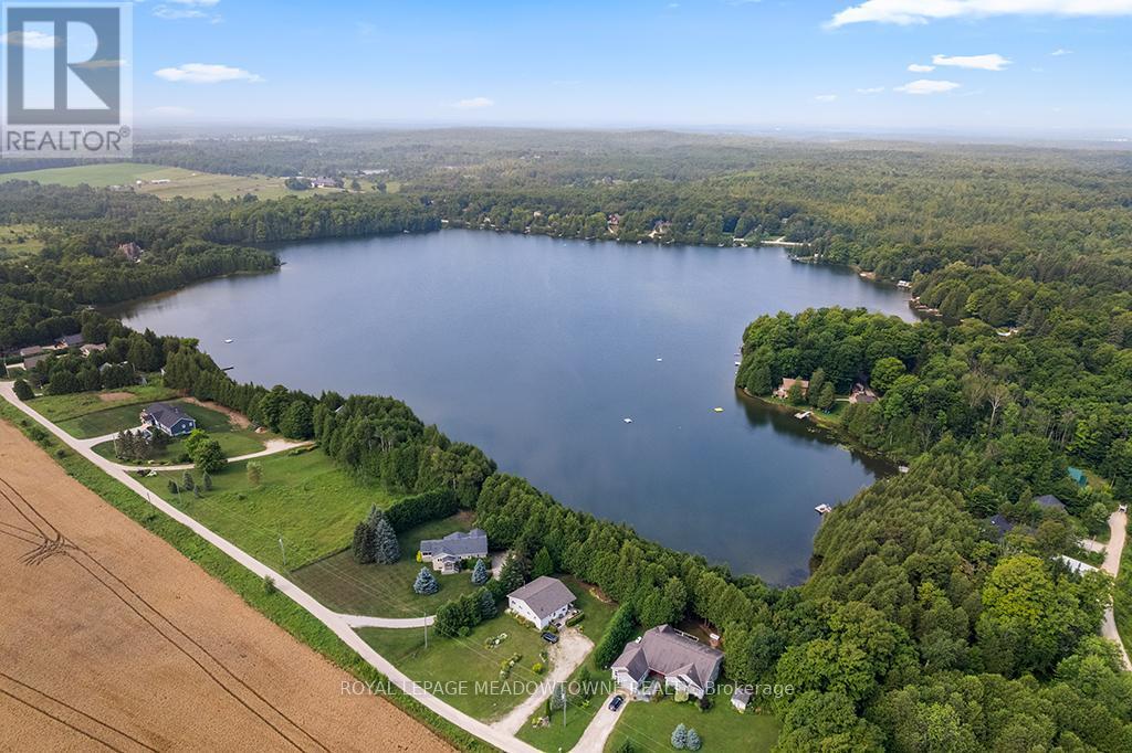 












126 HIGHLAND DRIVE

,
West Grey,







Ontario
N0C1H0

