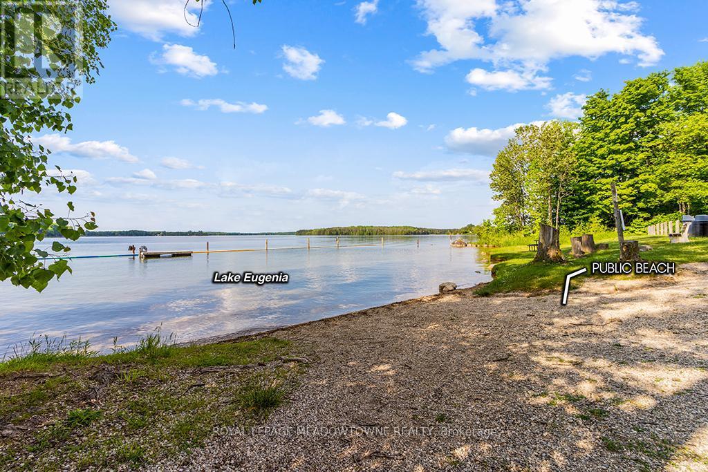 












126 HIGHLAND DRIVE

,
West Grey,







Ontario
N0C1H0


