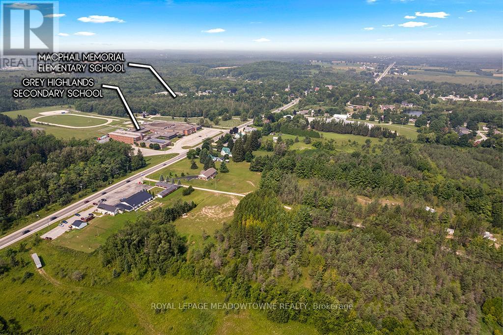 












126 HIGHLAND DRIVE

,
West Grey,







Ontario
N0C1H0

