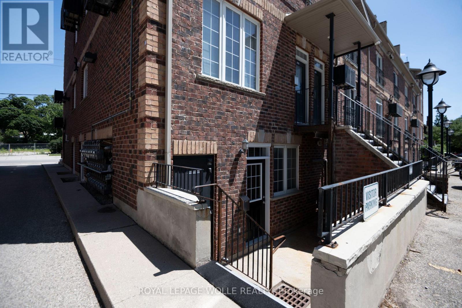 












109 - 555 KING STREET E

,
Kitchener,




Ontario
N2G2L9

