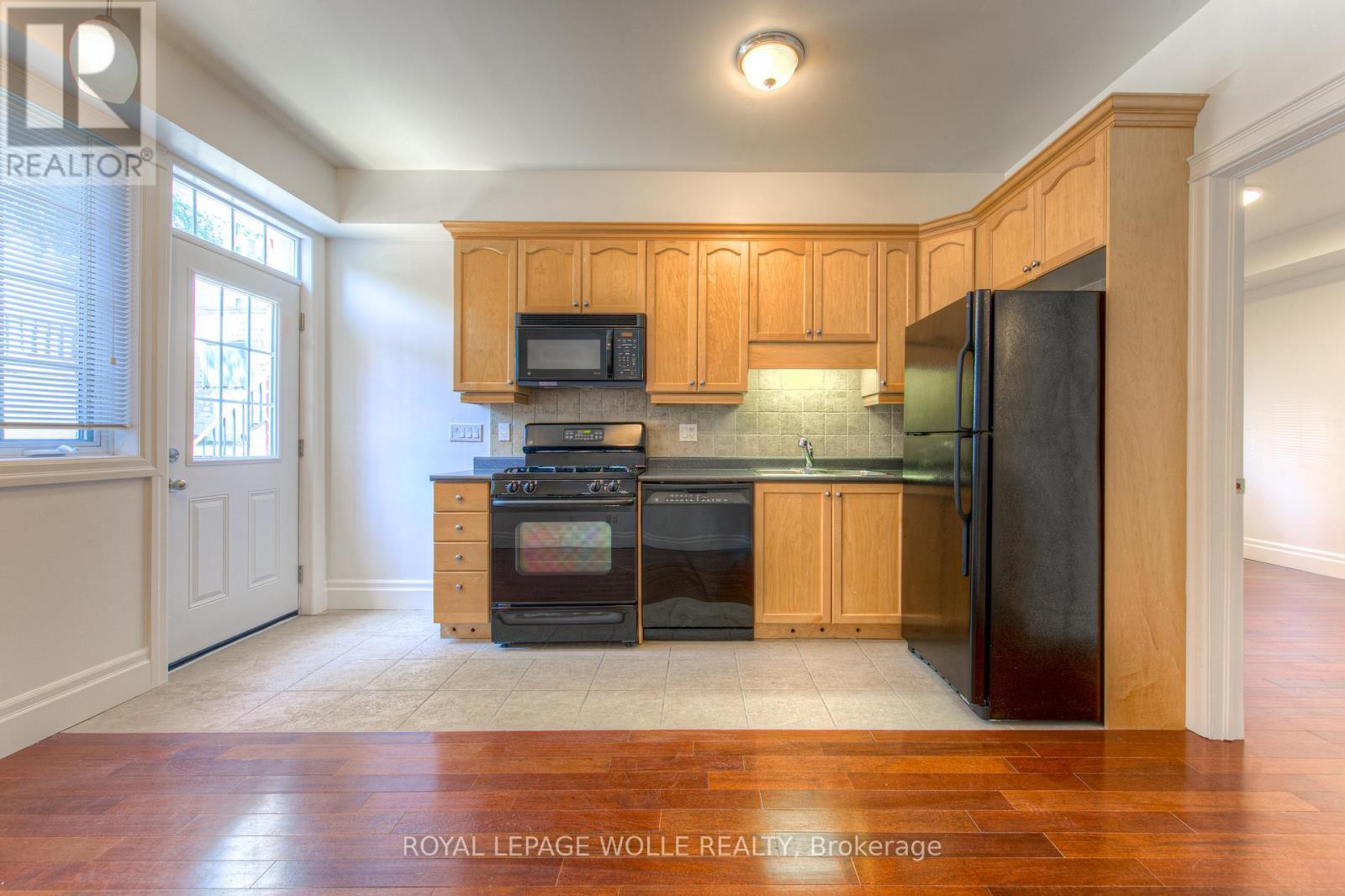 












109 - 555 KING STREET E

,
Kitchener,




Ontario
N2G2L9

