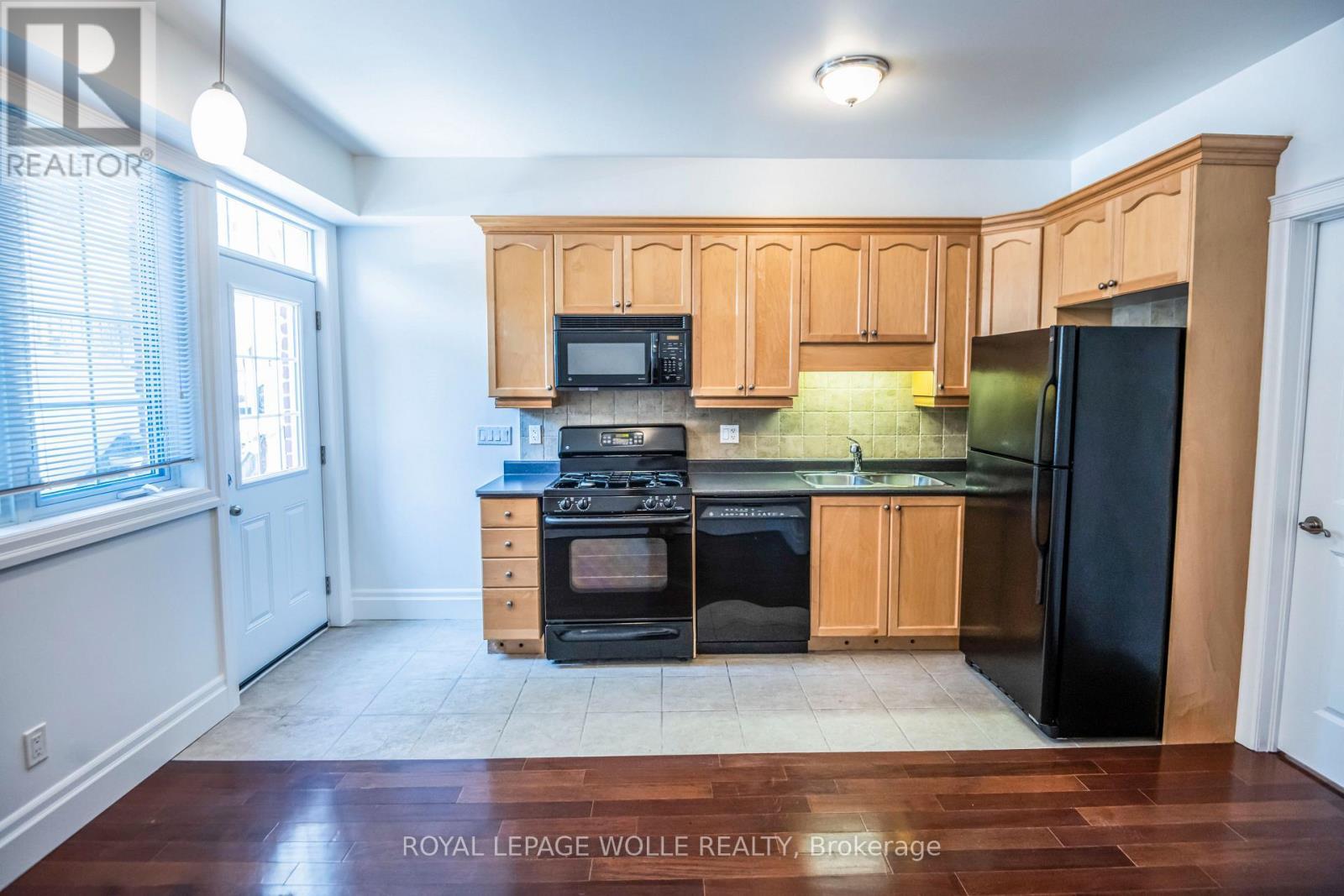 












109 - 555 KING STREET E

,
Kitchener,




Ontario
N2G2L9

