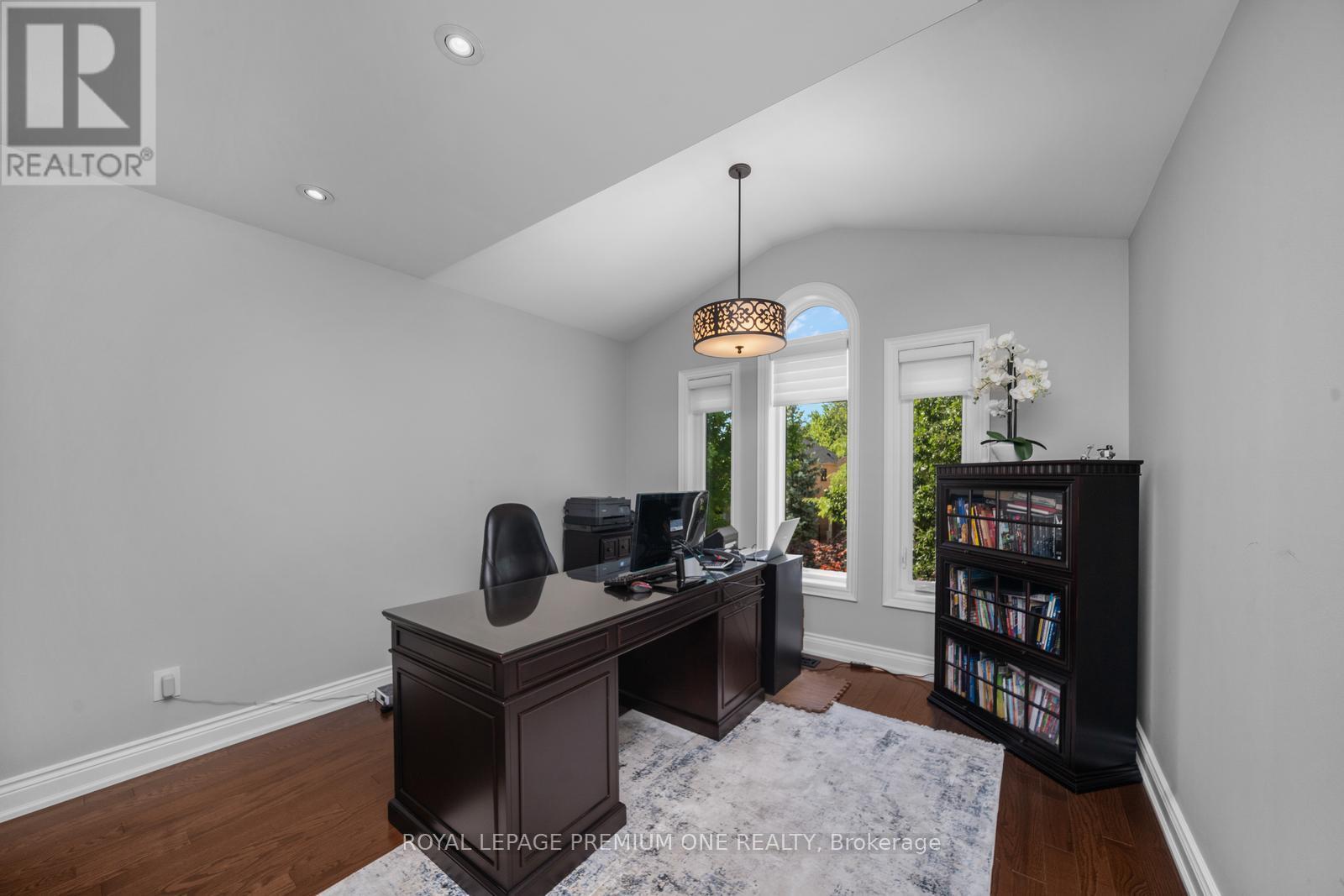 












28 JOHNSWOOD CRESCENT

,
Vaughan,




Ontario
L4H2K7

