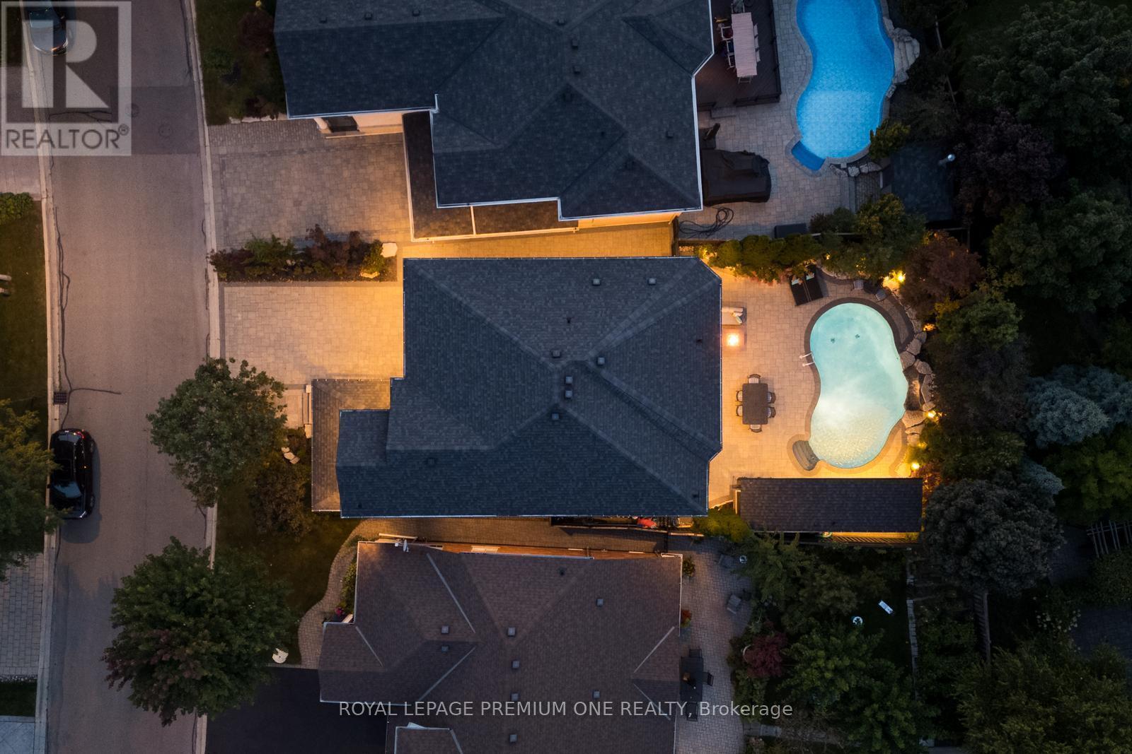 












28 JOHNSWOOD CRESCENT

,
Vaughan,




Ontario
L4H2K7

