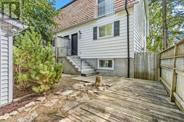 












409 REGENT STREET

,
Kingston (Kingston East (Incl Barret Crt)),




Ontario
K7K5P8

