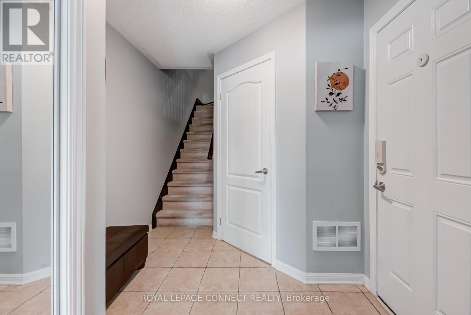 












223 WOODLEY CRESCENT

,
Milton,




Ontario
L9T8C4


