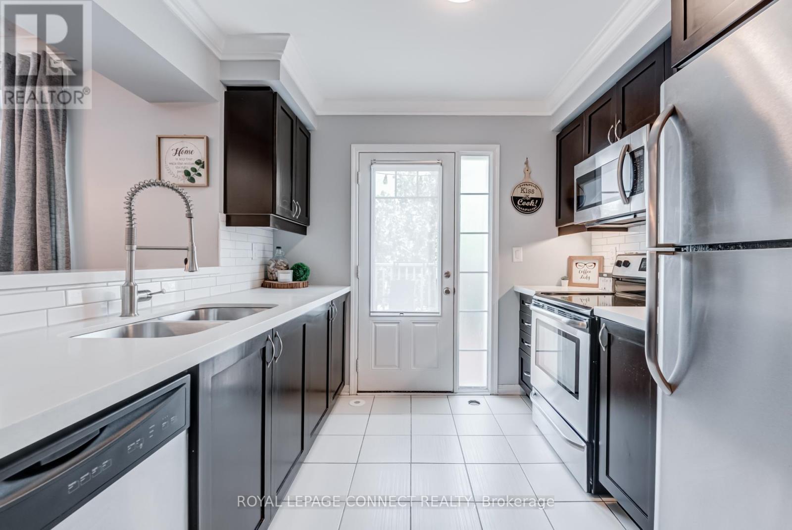 












223 WOODLEY CRESCENT

,
Milton,




Ontario
L9T8C4

