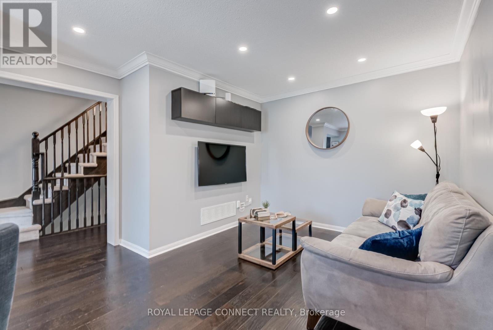 












223 WOODLEY CRESCENT

,
Milton,




Ontario
L9T8C4

