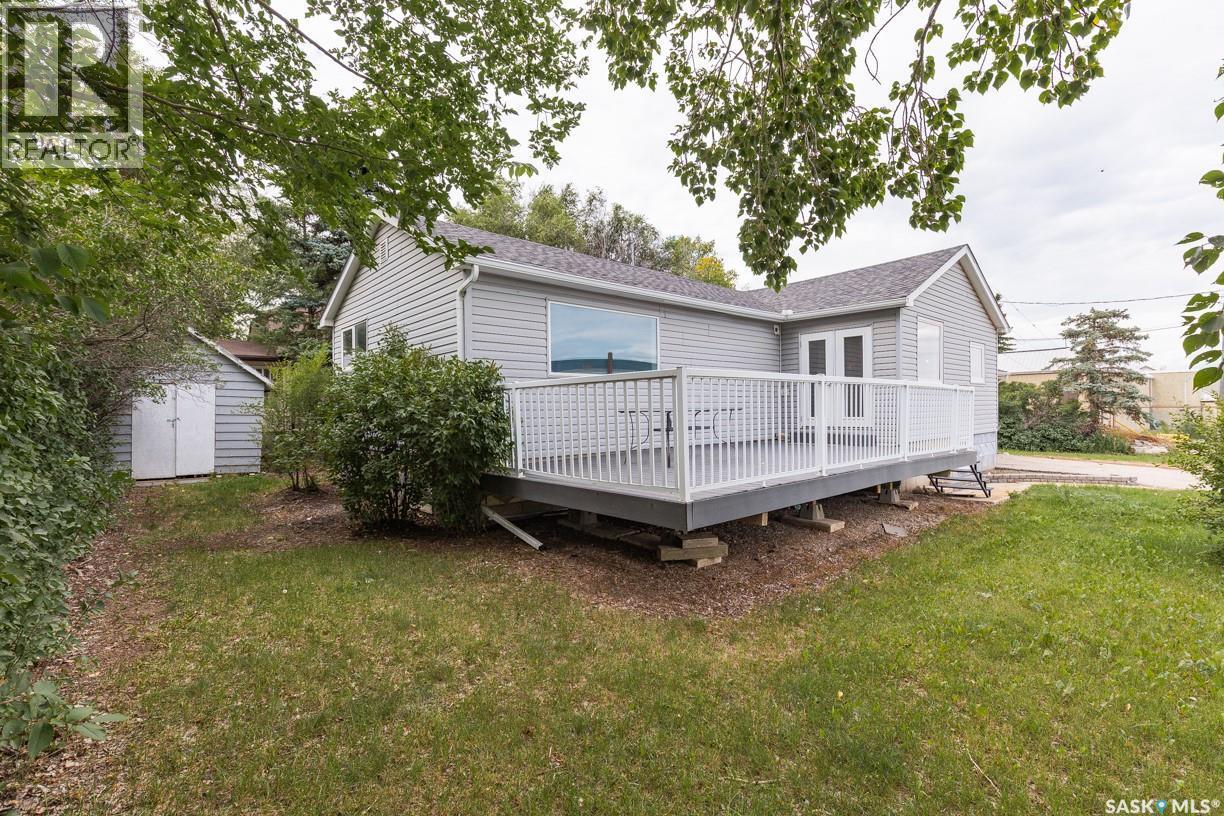 












218 Bosworth STREET

,
Kerrobert,




Saskatchewan
S0L1R0

