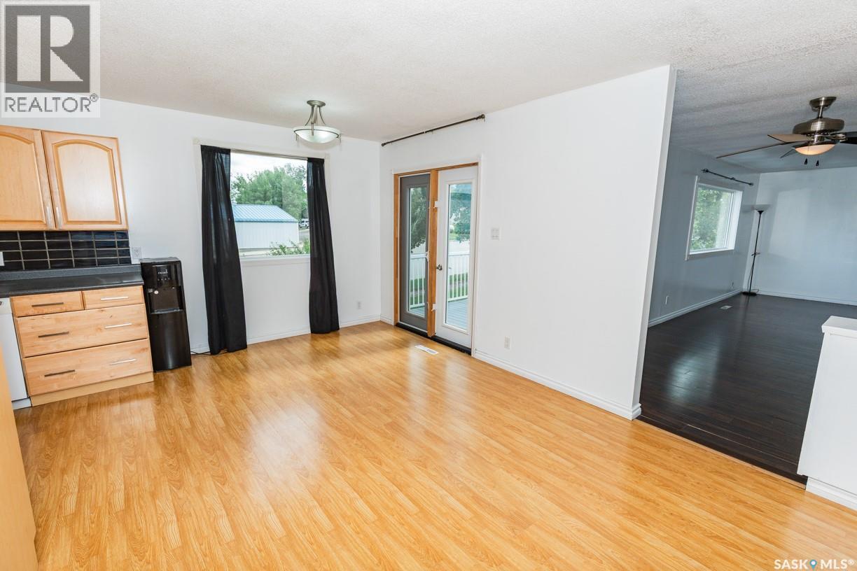 












218 Bosworth STREET

,
Kerrobert,




Saskatchewan
S0L1R0

