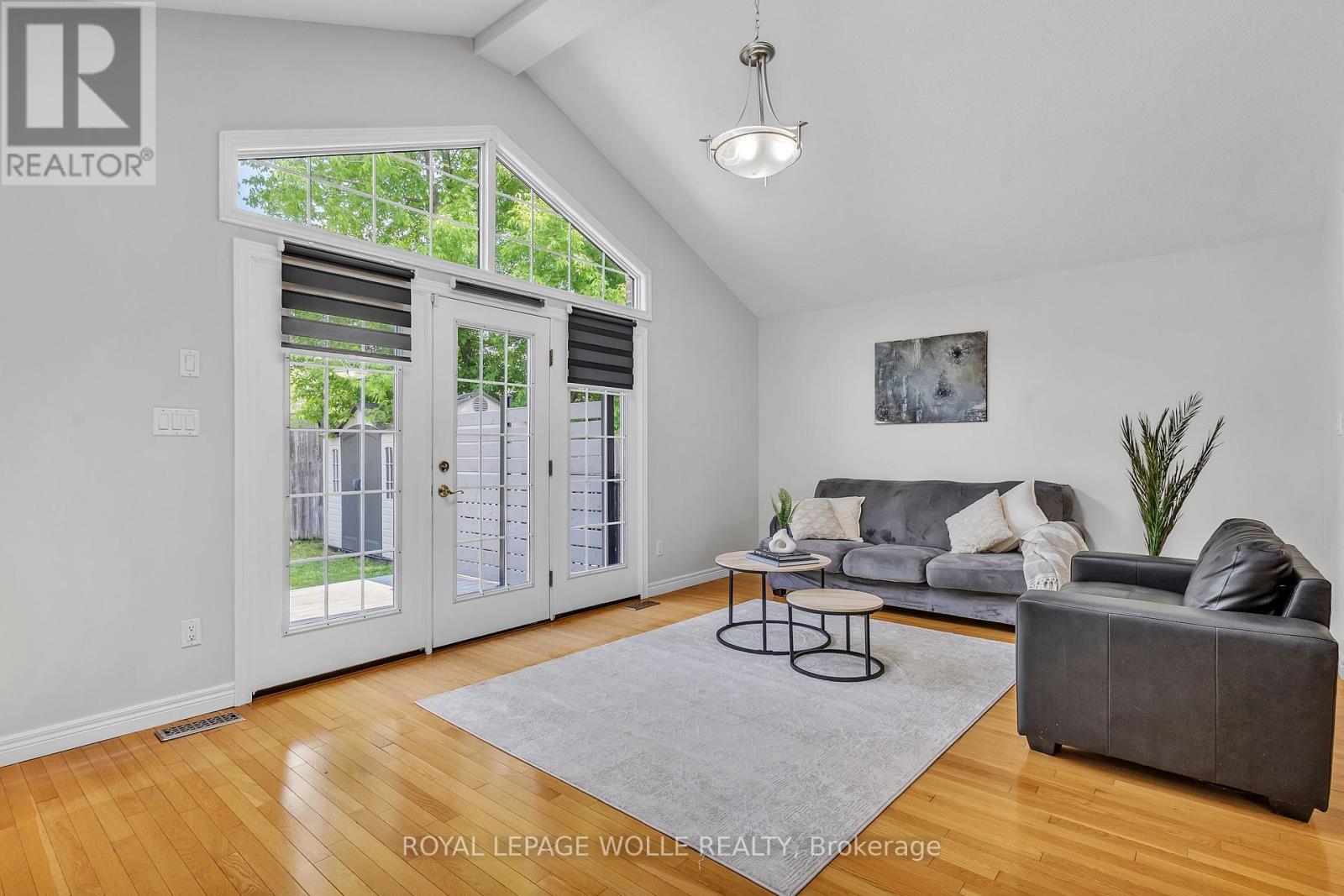 












50 INGE COURT

,
Kitchener,




Ontario
N2K3V7

