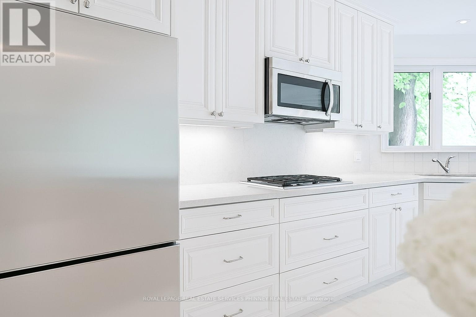 












1340 CONTOUR DRIVE

,
Mississauga,




Ontario
L5H1B2

