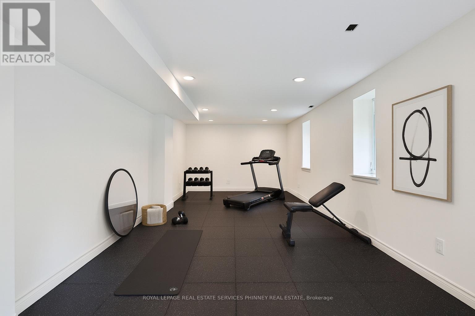 












1340 CONTOUR DRIVE

,
Mississauga,




Ontario
L5H1B2


