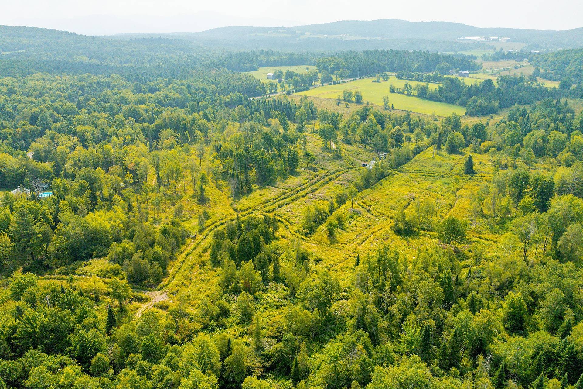 












Ch. de West Brome

,
Lac-Brome,







QC
J0E1V0

