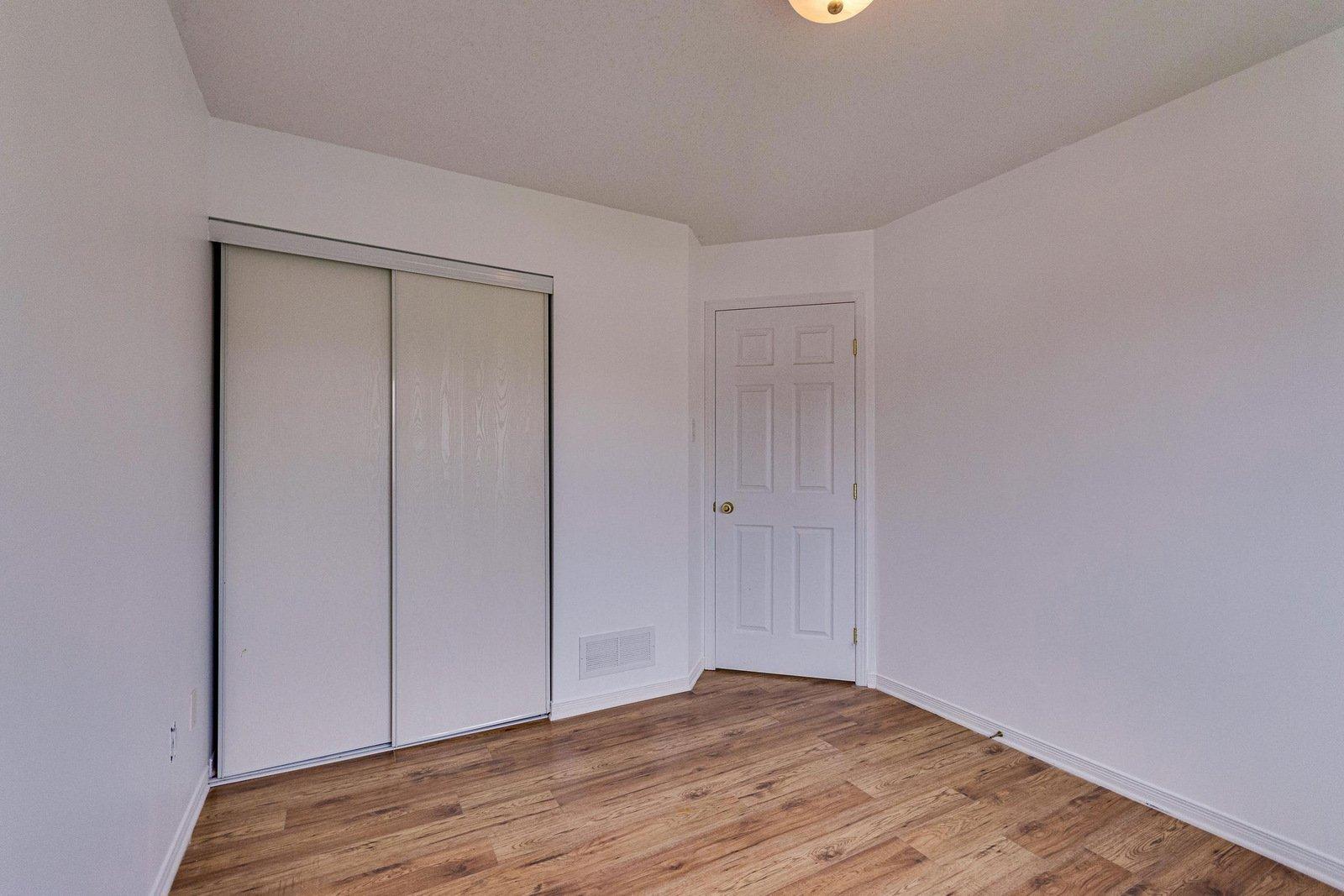 









43


Rue de la Laiterie

,
Gatineau (Aylmer),




QC
J9J0E3

