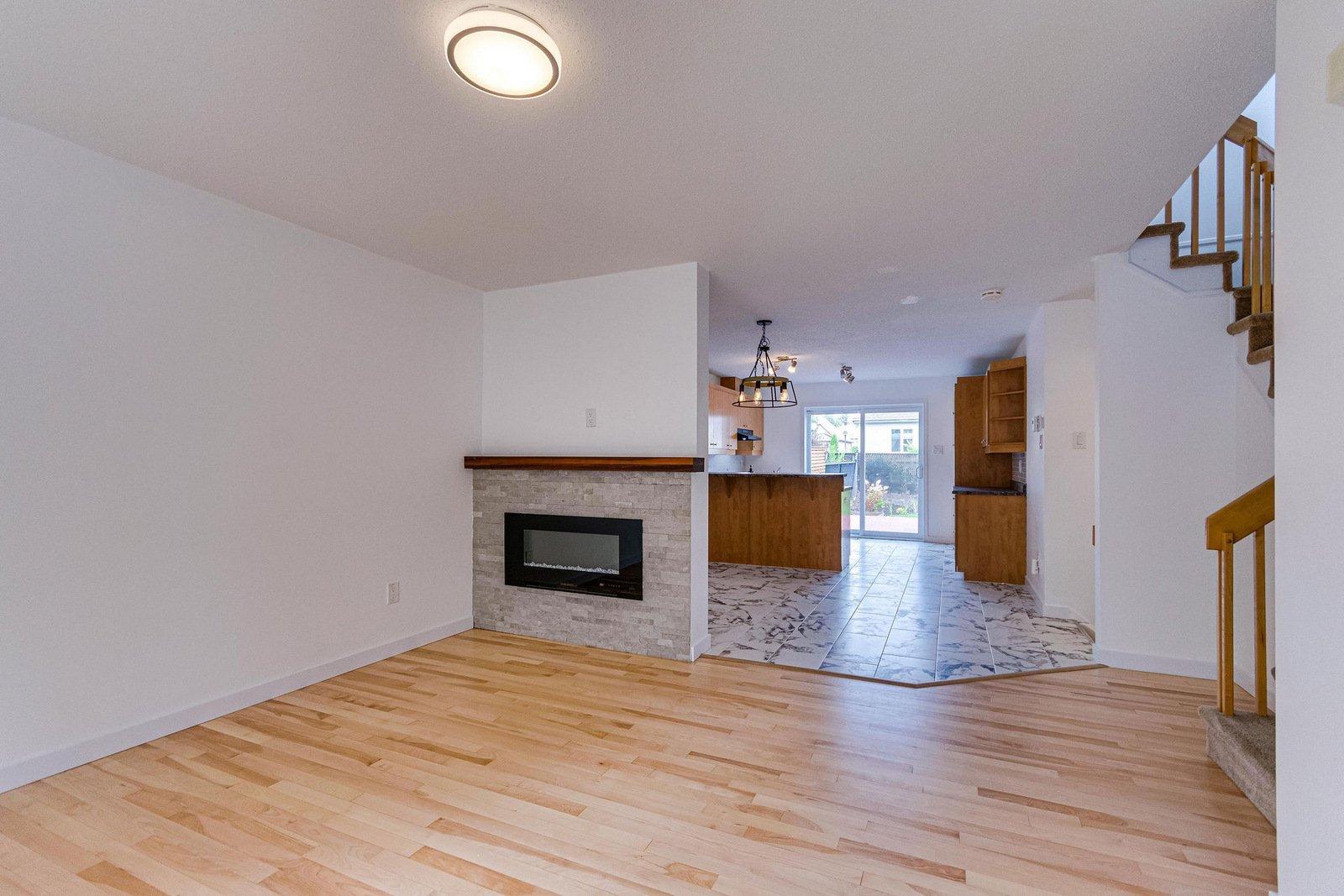 









43


Rue de la Laiterie

,
Gatineau (Aylmer),




QC
J9J0E3

