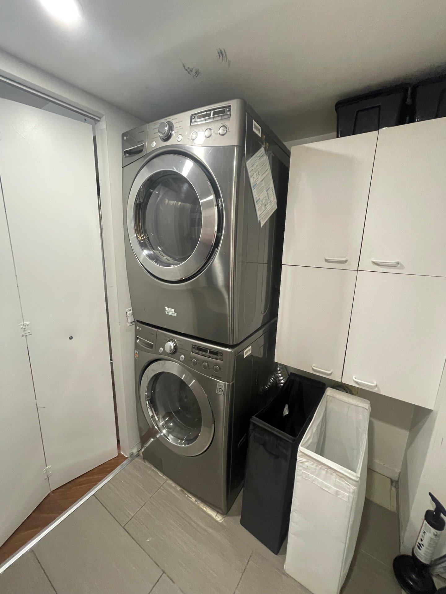 









2330


Rue Ward

,
Montréal (Saint-Laurent),




QC
H4M2V6

