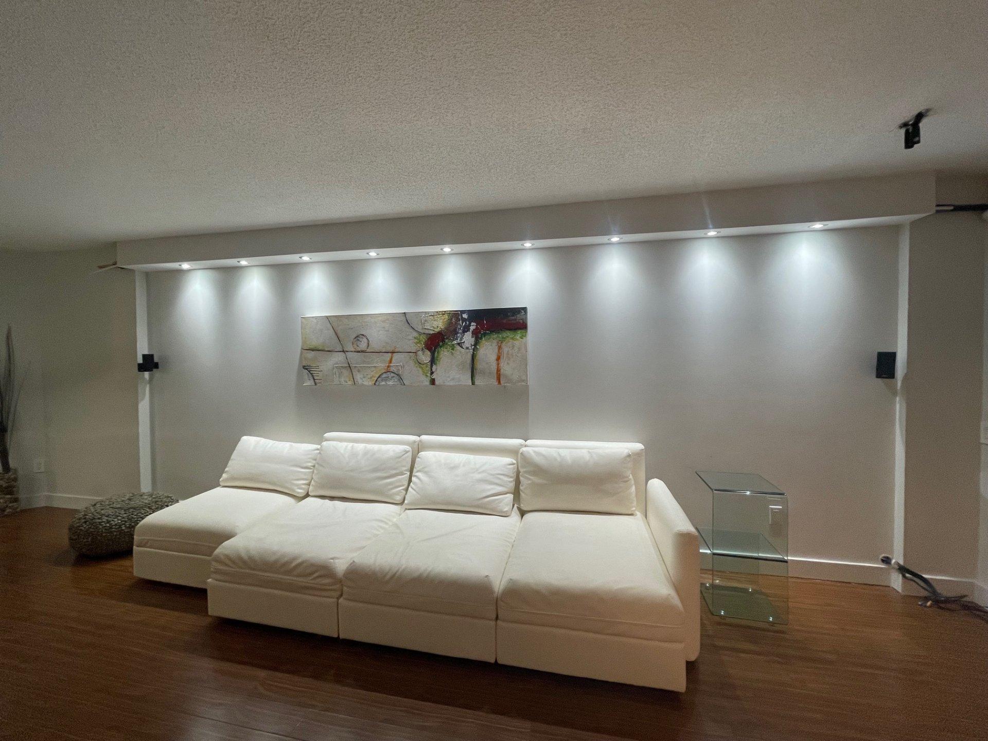 









2330


Rue Ward

,
Montréal (Saint-Laurent),




QC
H4M2V6

