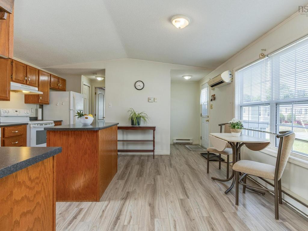












63 That Street

,
Porters Lake,




NS
B3E 1H3

