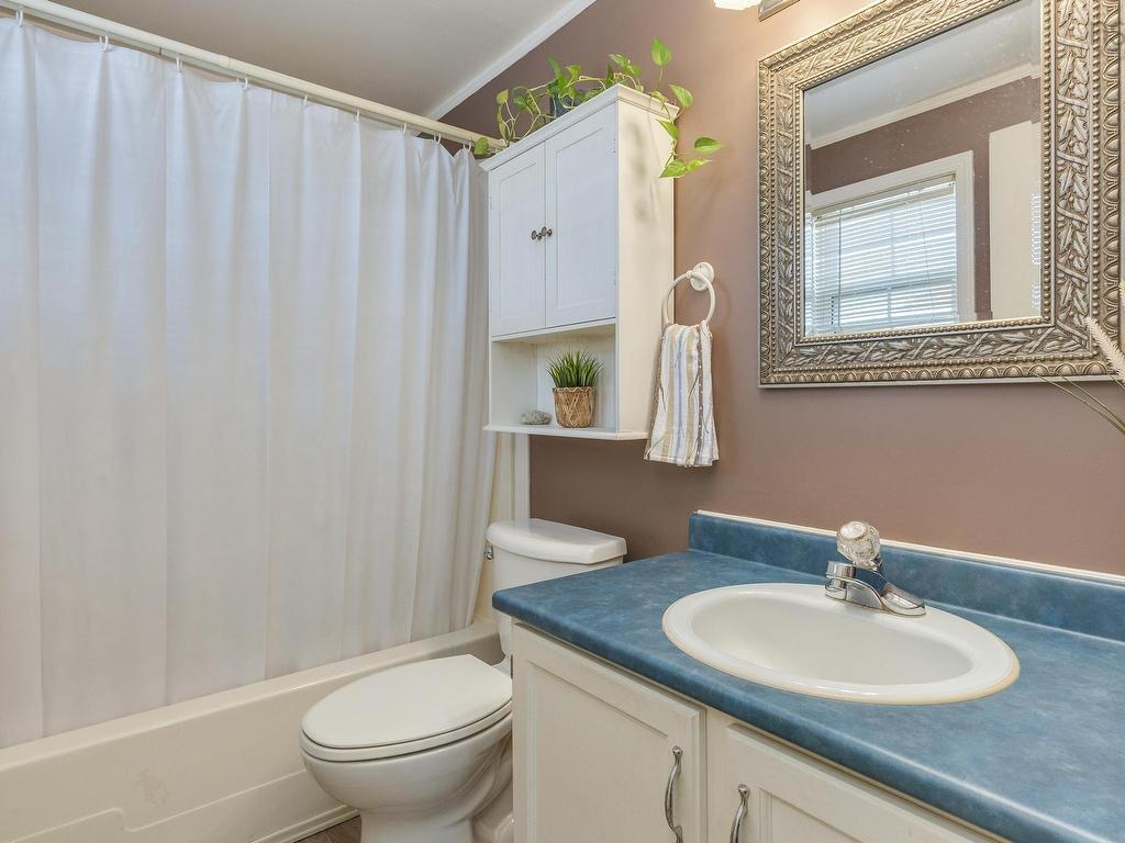 












63 That Street

,
Porters Lake,




NS
B3E 1H3

