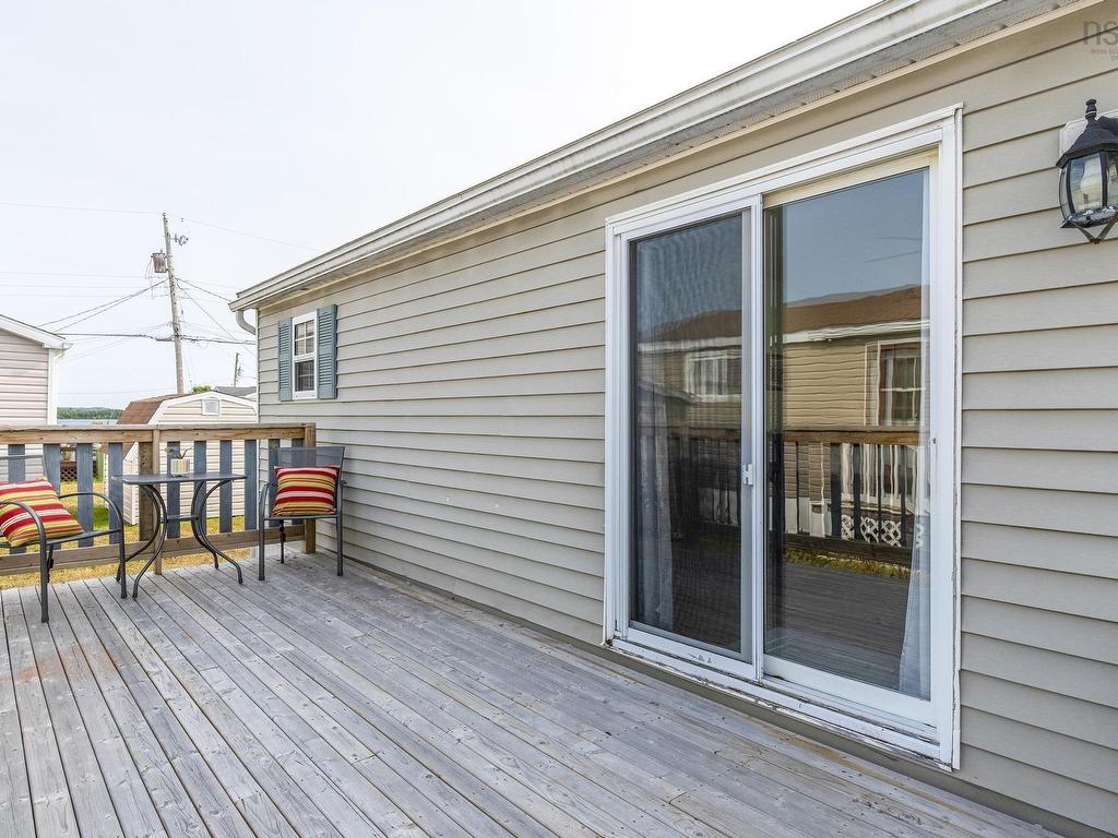 












63 That Street

,
Porters Lake,




NS
B3E 1H3

