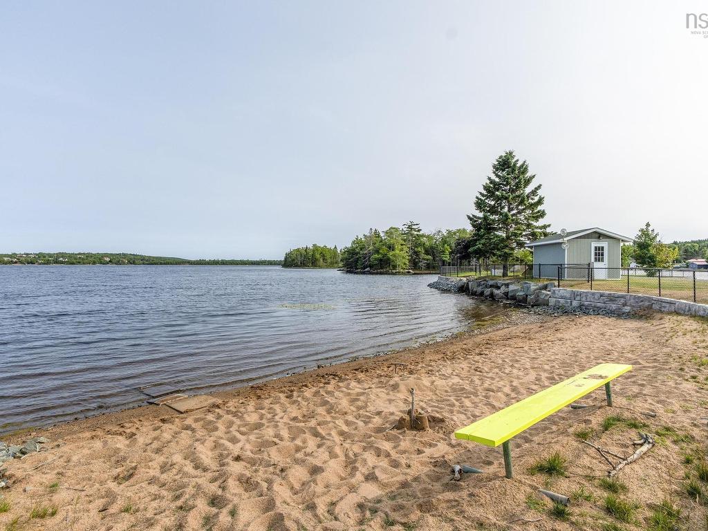 












63 That Street

,
Porters Lake,




NS
B3E 1H3

