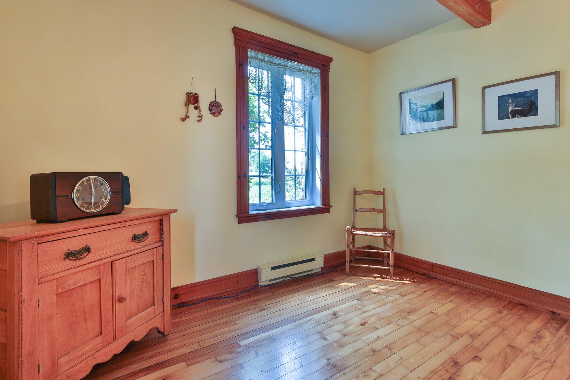 









1280


Rg des Dussault

,
Saint-Alexandre,




QC
J0J1S0

