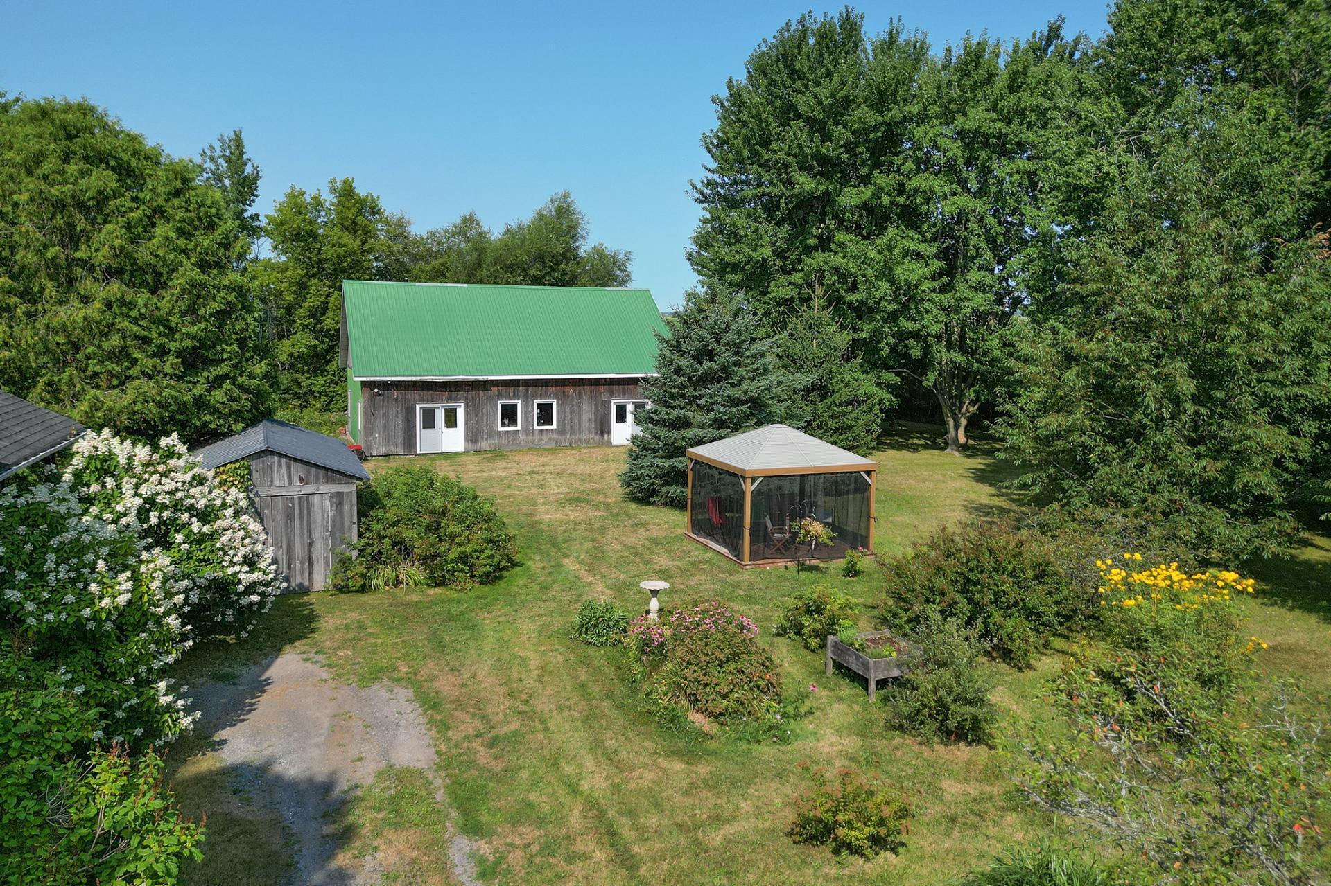 









1280


Rg des Dussault

,
Saint-Alexandre,




QC
J0J1S0

