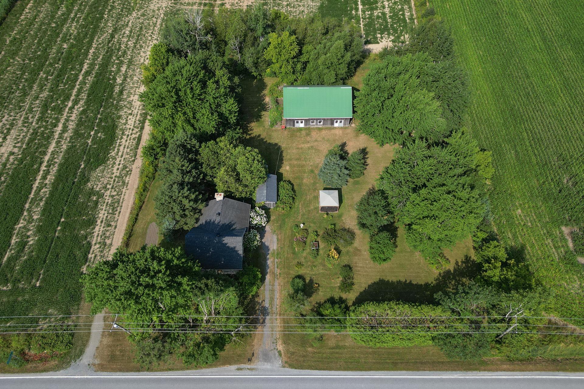 









1280


Rg des Dussault

,
Saint-Alexandre,




QC
J0J1S0

