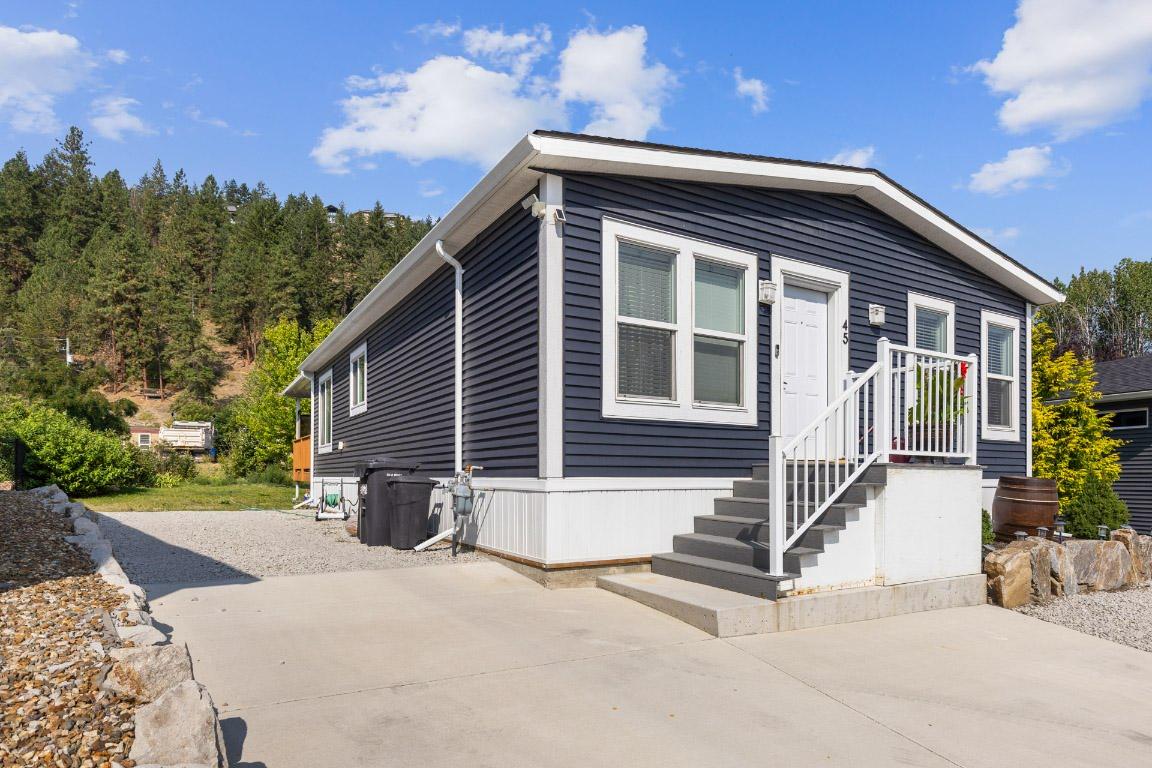 









1835


Nancee Way

Court, 45,
West Kelowna,




BC
V1Z 4C1

