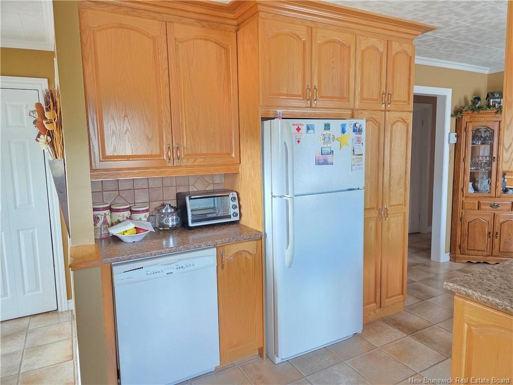 









232


RTE 134

,
Petit-Rocher-Nord,




NB
E8J 3B2

