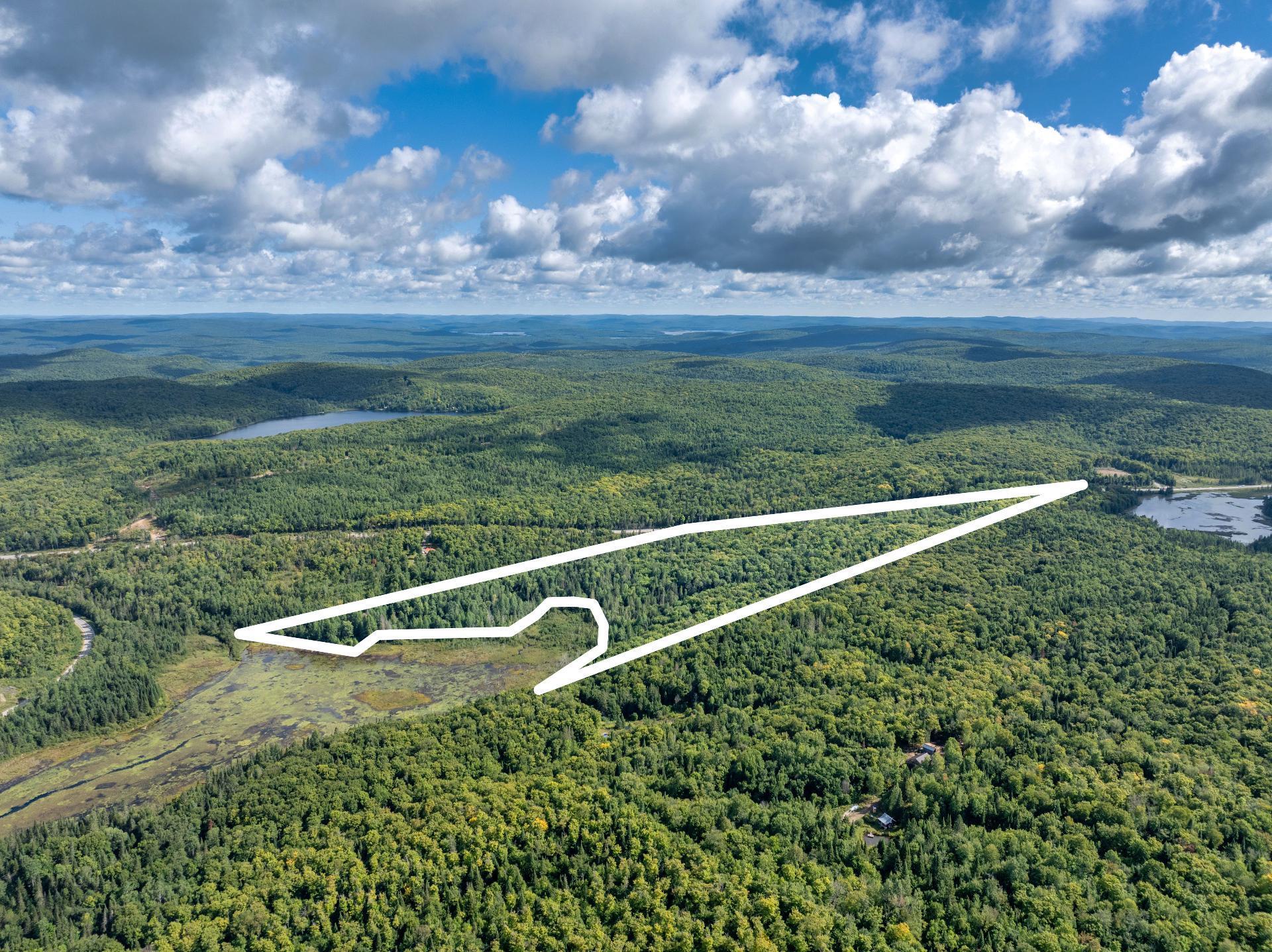 












Route 117

,
Lac-Saguay,







QC
J0W1L0

