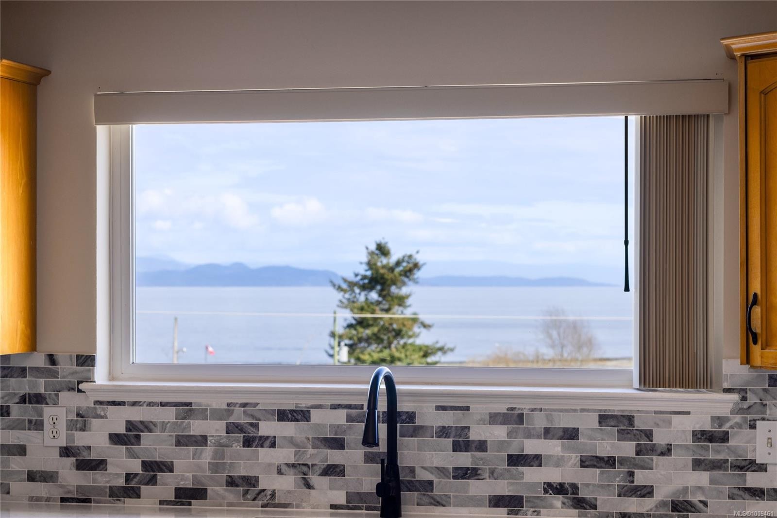 









3021


Raymur

Pl,
Qualicum Beach,




BC
V9K 2N9

