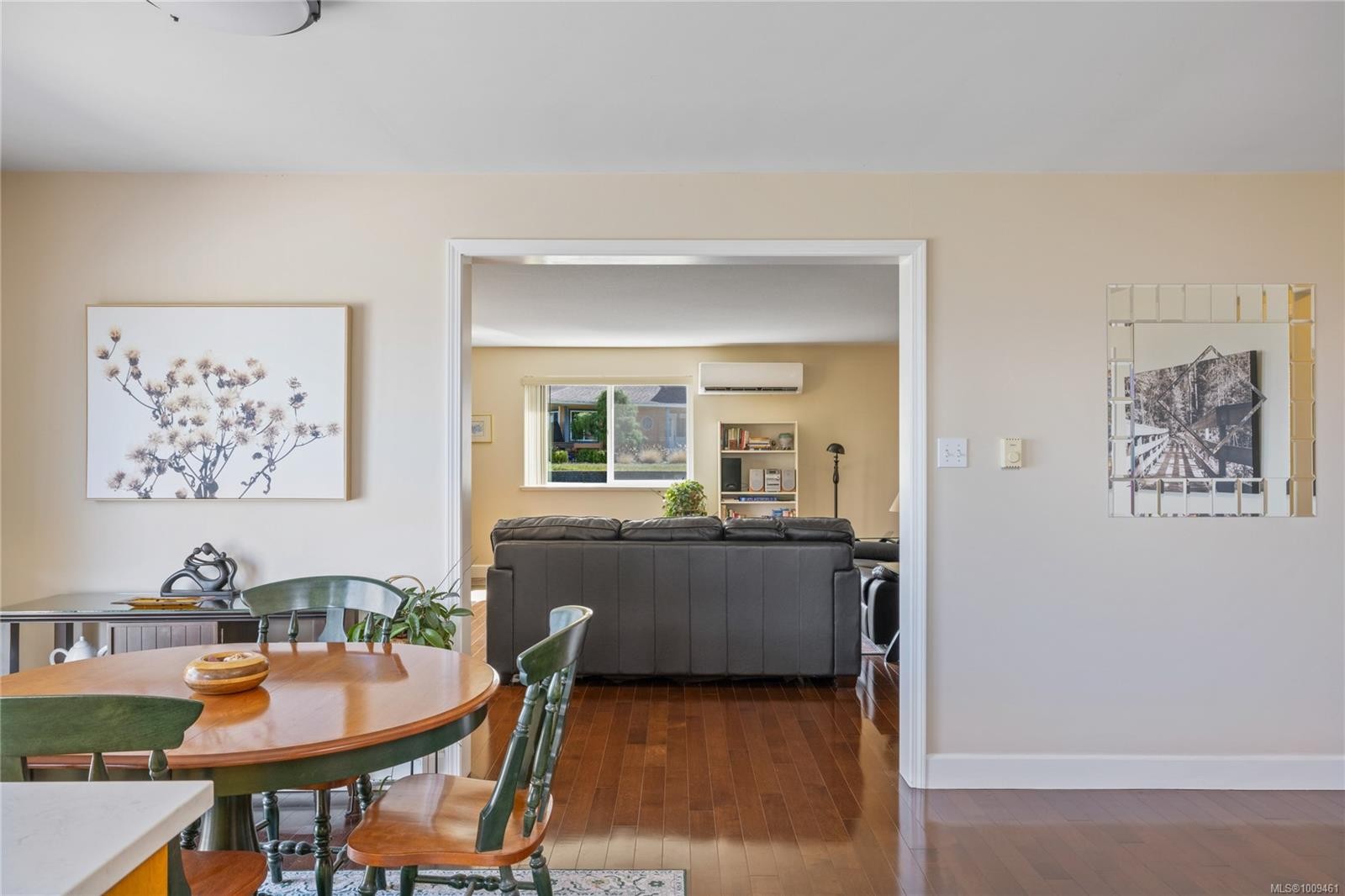 









3021


Raymur

Pl,
Qualicum Beach,




BC
V9K 2N9

