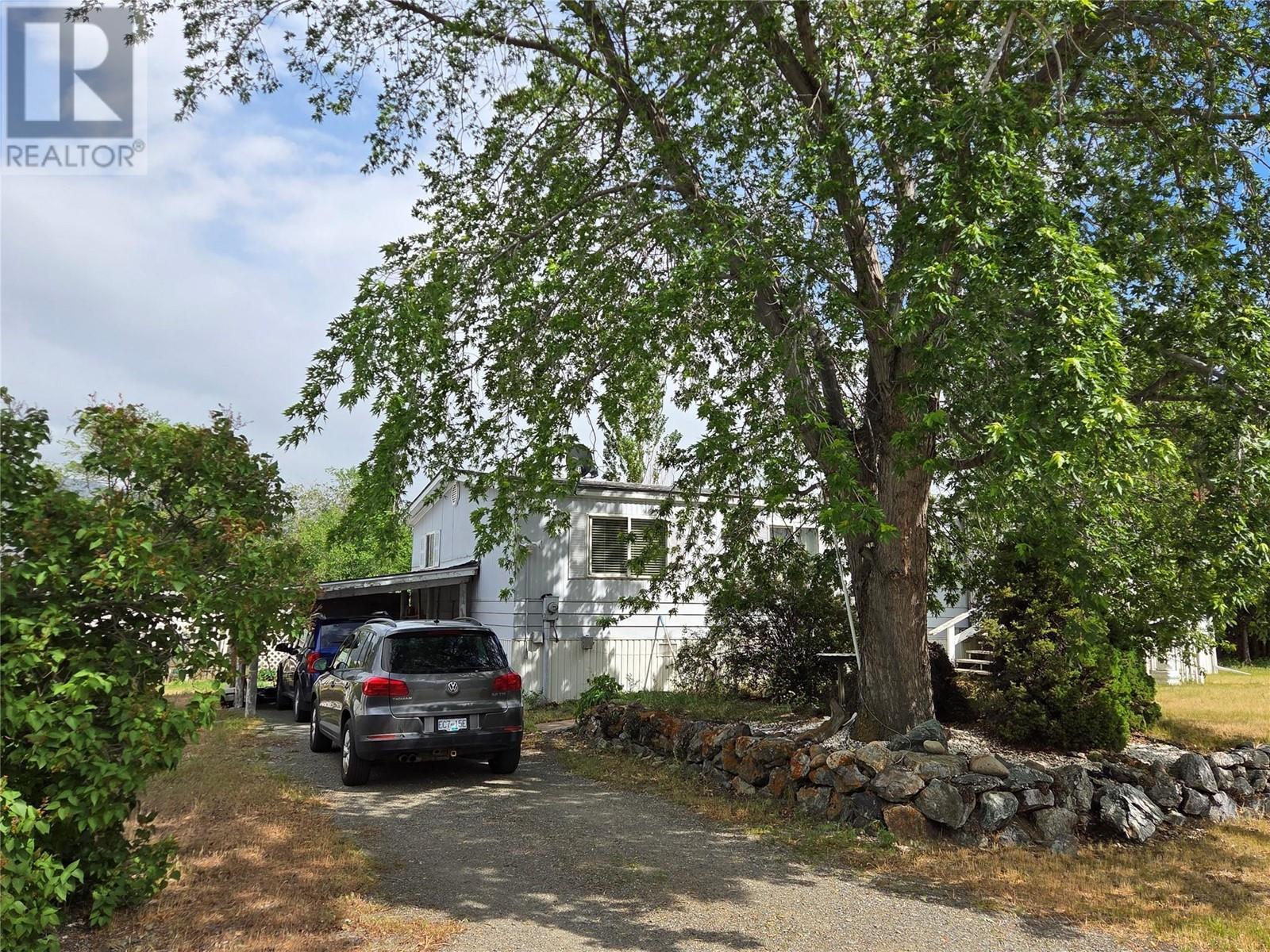 












405 Vandelinde Drive

,
Keremeos,




British Columbia
V0X1N2

