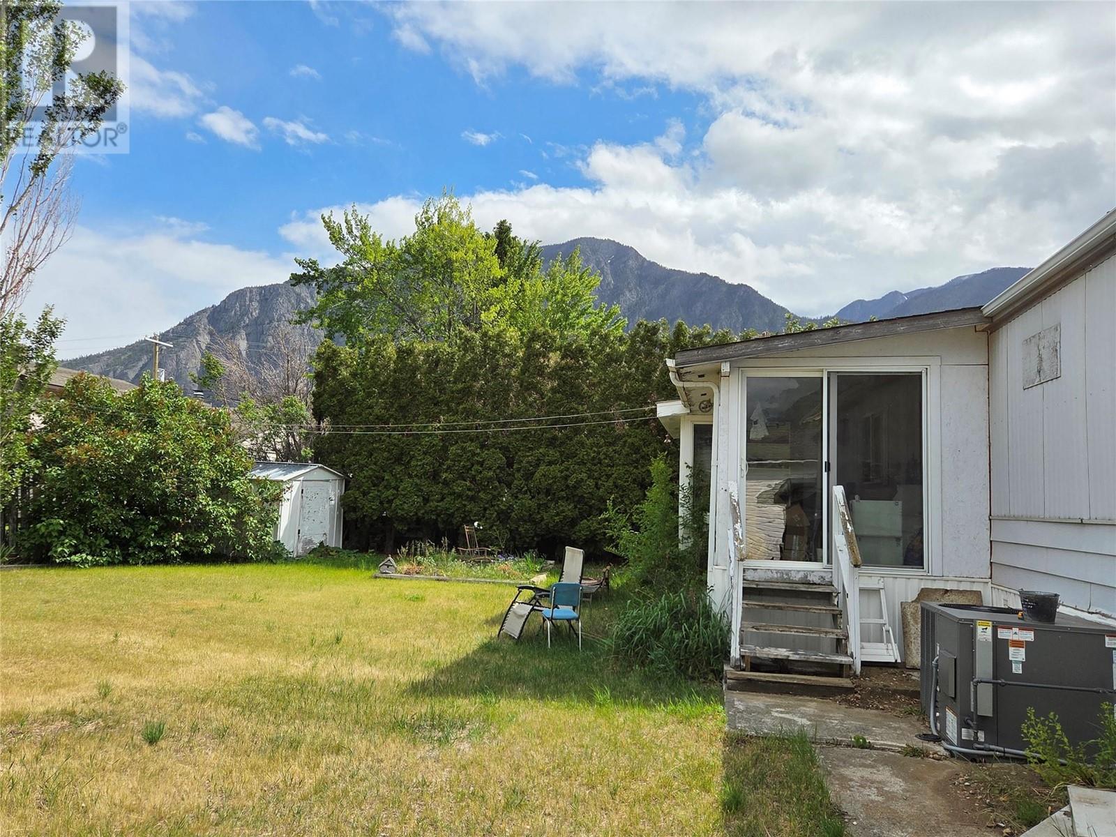 












405 Vandelinde Drive

,
Keremeos,




British Columbia
V0X1N2

