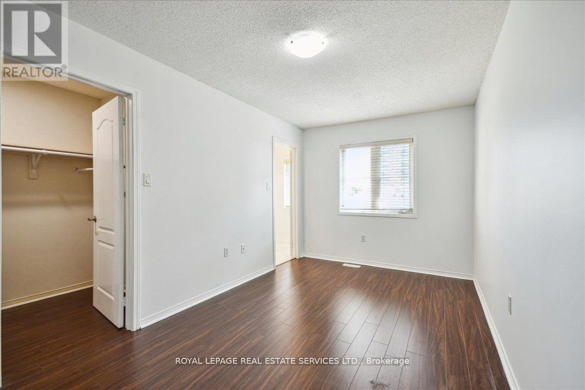












3302 PINTO PLACE

,
Mississauga,




Ontario
L5B1V7

