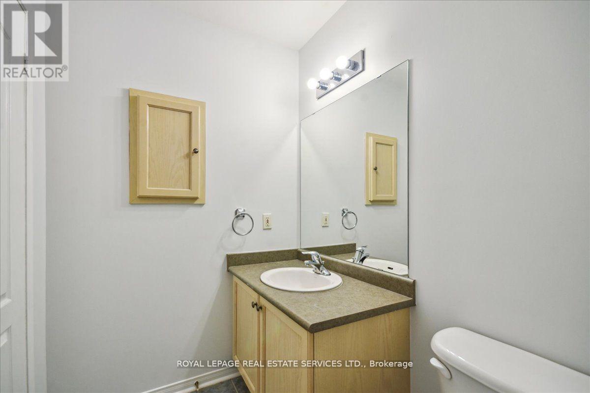 












3302 PINTO PLACE

,
Mississauga,




Ontario
L5B1V7

