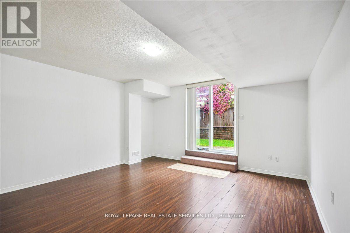












3302 PINTO PLACE

,
Mississauga,




Ontario
L5B1V7

