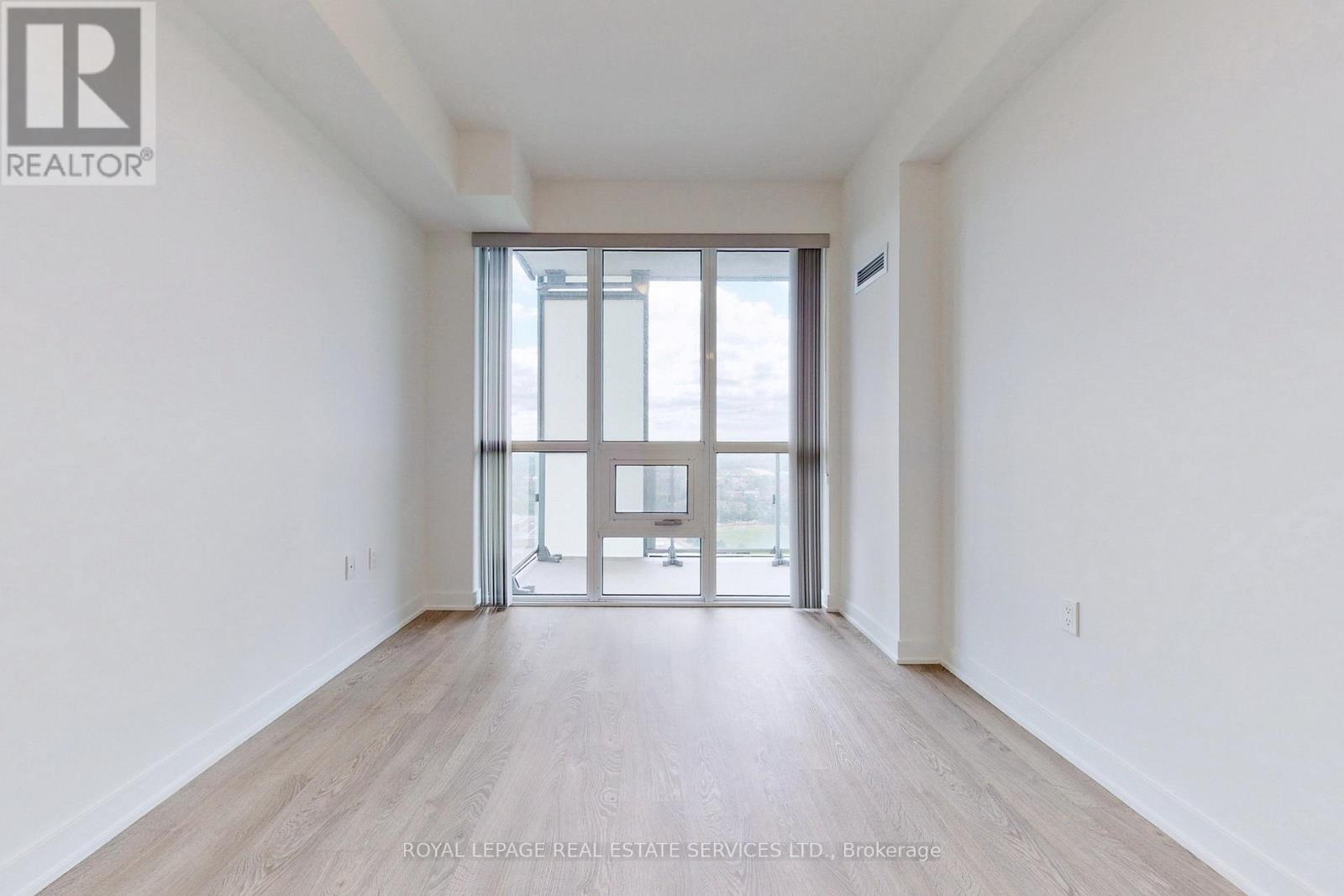 












1506 - 4677 GLEN ERIN DRIVE

,
Mississauga,




Ontario
L5M2E3

