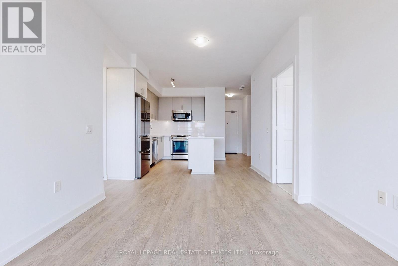 












1506 - 4677 GLEN ERIN DRIVE

,
Mississauga,




Ontario
L5M2E3

