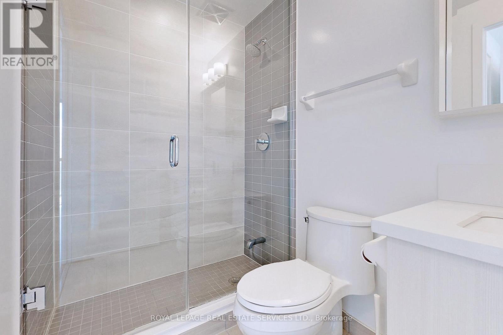 












1506 - 4677 GLEN ERIN DRIVE

,
Mississauga,




Ontario
L5M2E3

