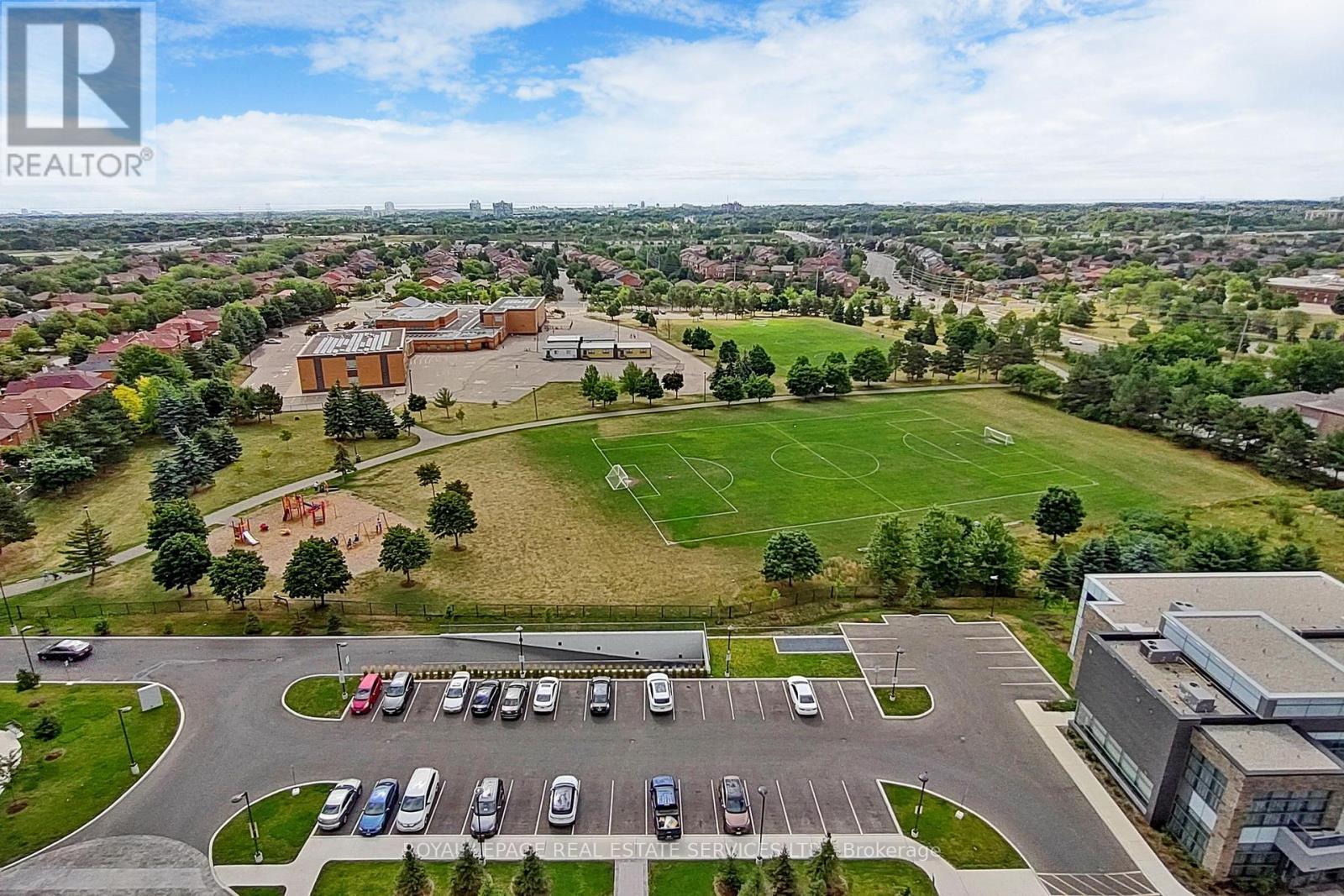 












1506 - 4677 GLEN ERIN DRIVE

,
Mississauga,




Ontario
L5M2E3

