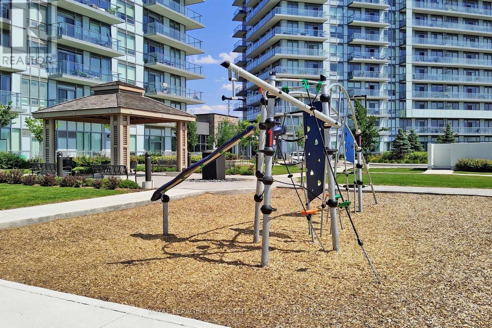 












1506 - 4677 GLEN ERIN DRIVE

,
Mississauga,




Ontario
L5M2E3

