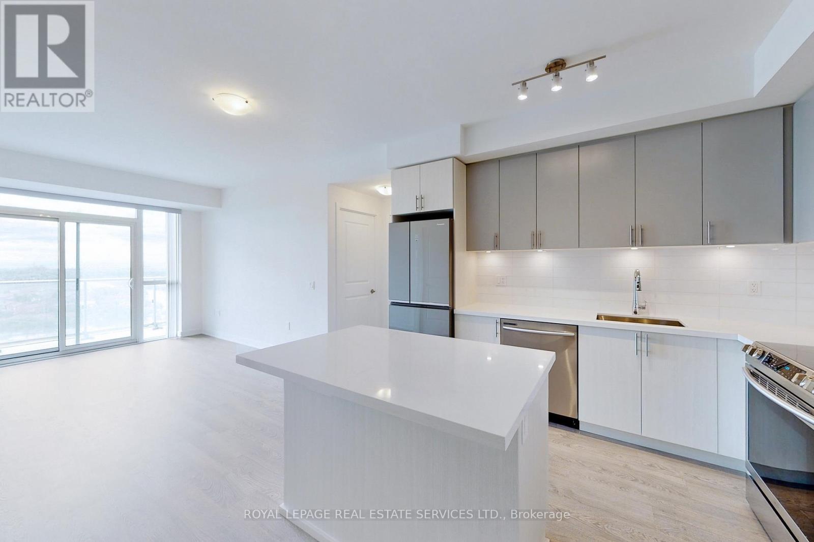 












1506 - 4677 GLEN ERIN DRIVE

,
Mississauga,




Ontario
L5M2E3

