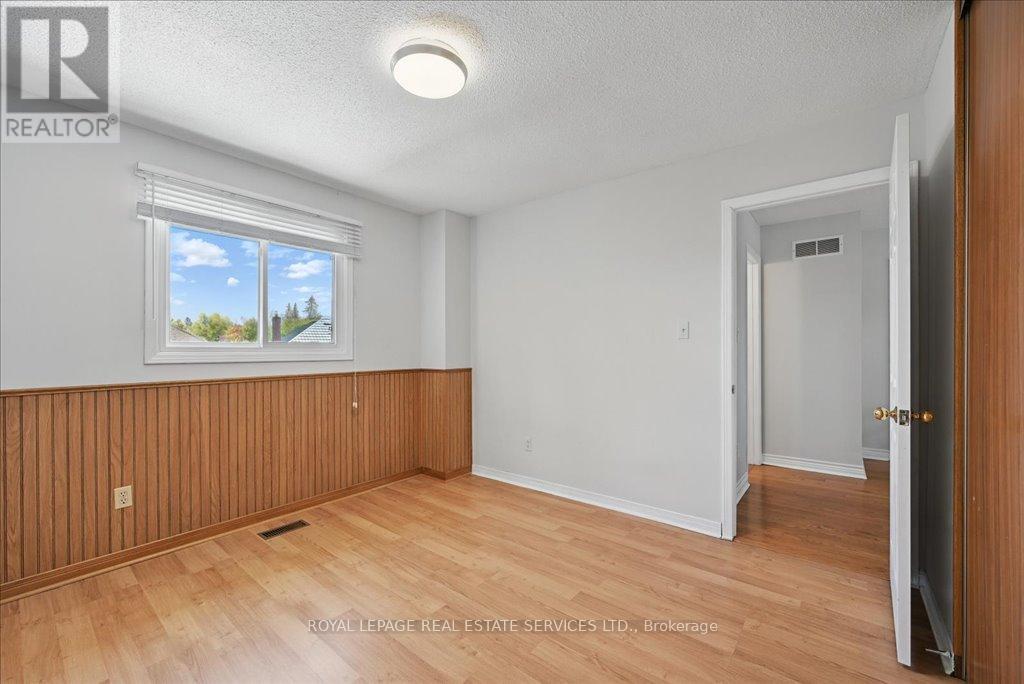 












3020 RIVERVIEW STREET

,
Oakville,




Ontario
L6L1L4

