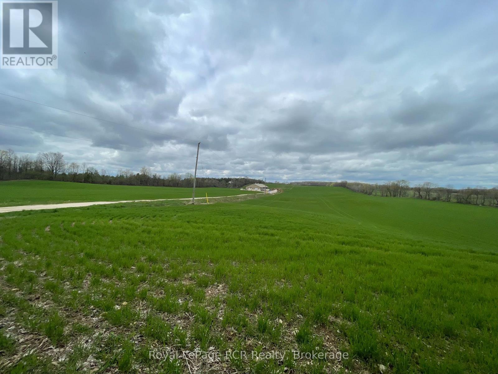 












393596 CONCESSION 2

,
West Grey,







Ontario
N0G1R0

