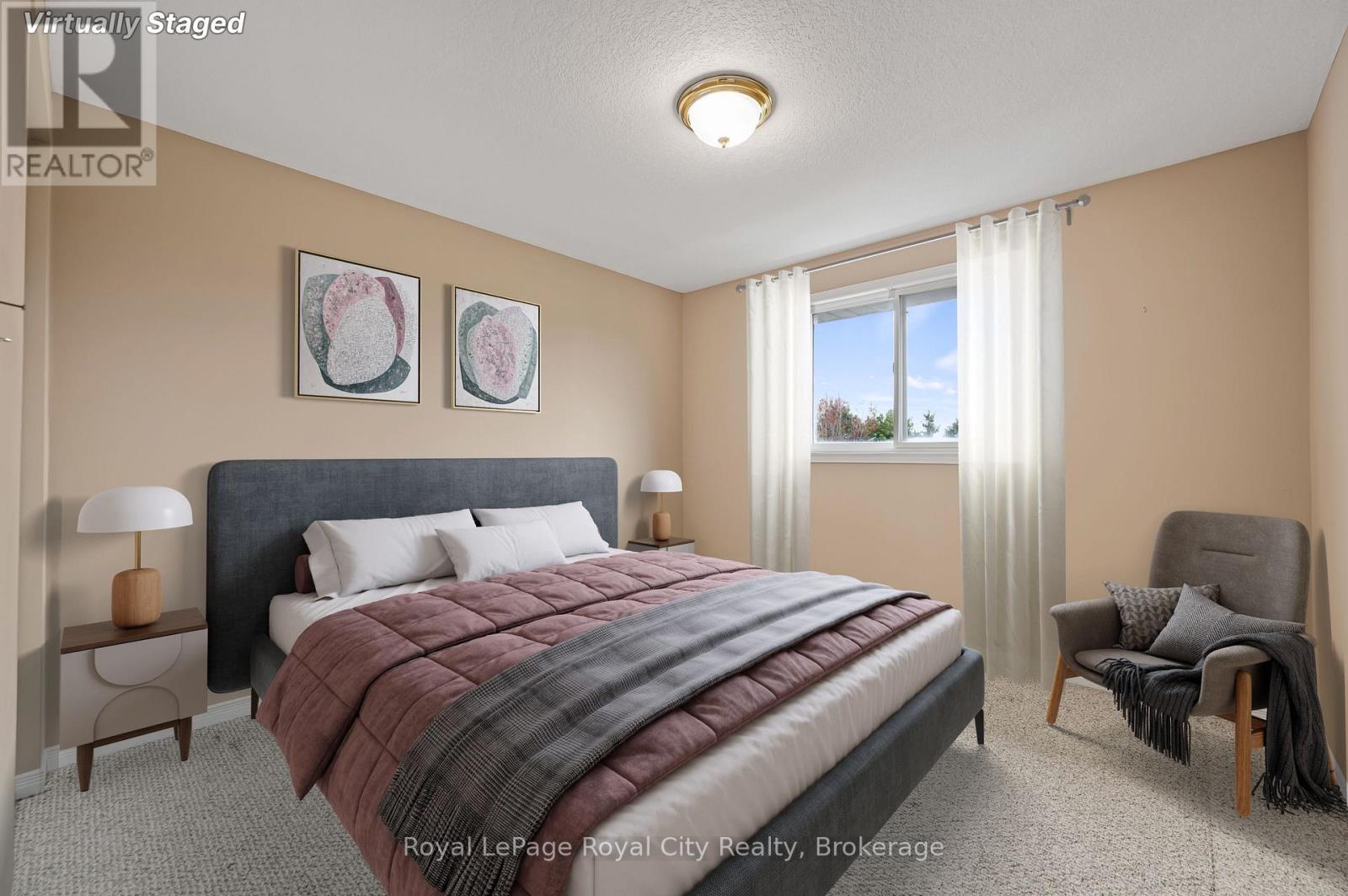 












90 DOYLE DRIVE

,
Guelph (Clairfields/Hanlon Business Park),




Ontario
N1G5B9

