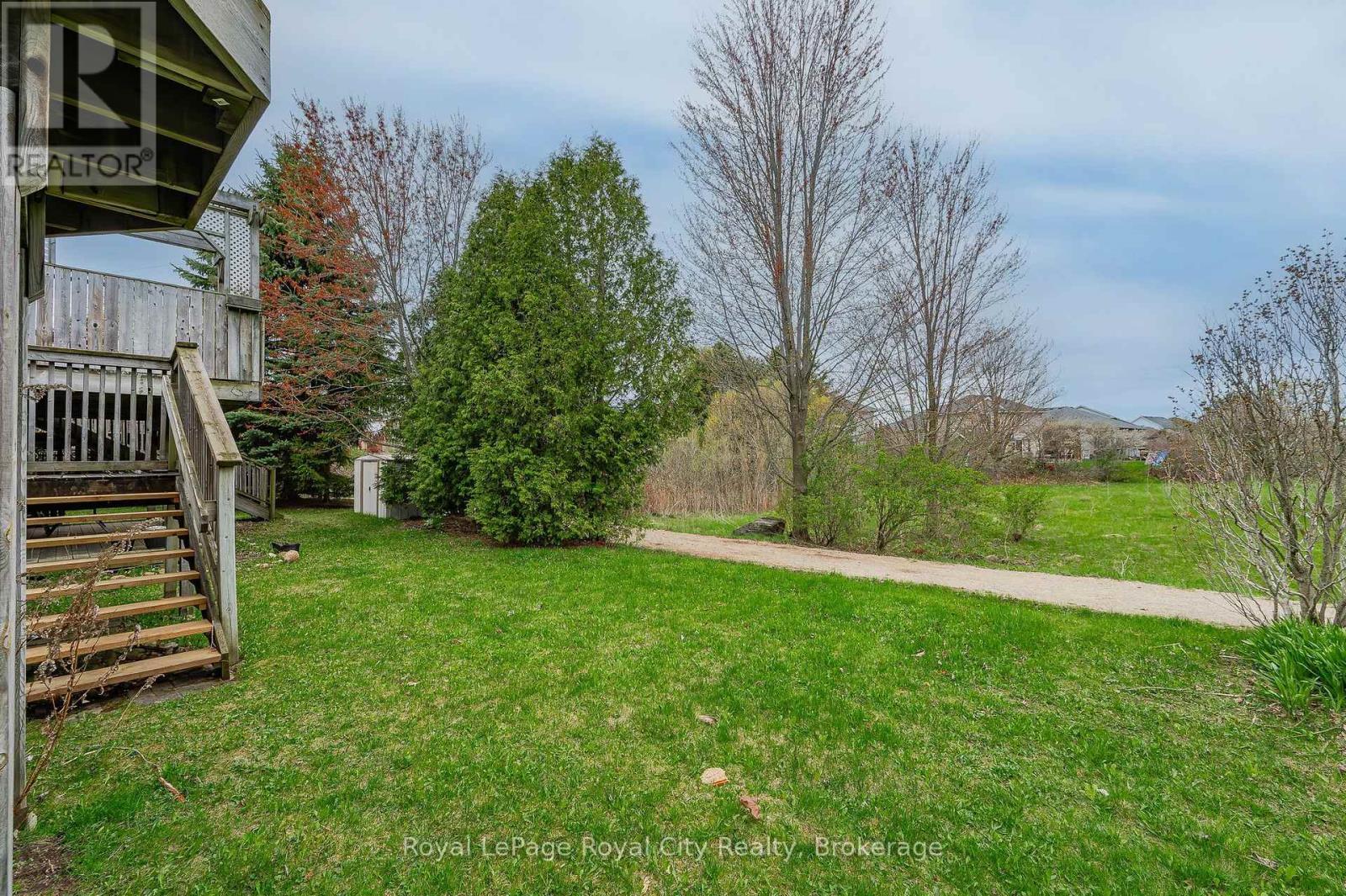 












90 DOYLE DRIVE

,
Guelph (Clairfields/Hanlon Business Park),




Ontario
N1G5B9

