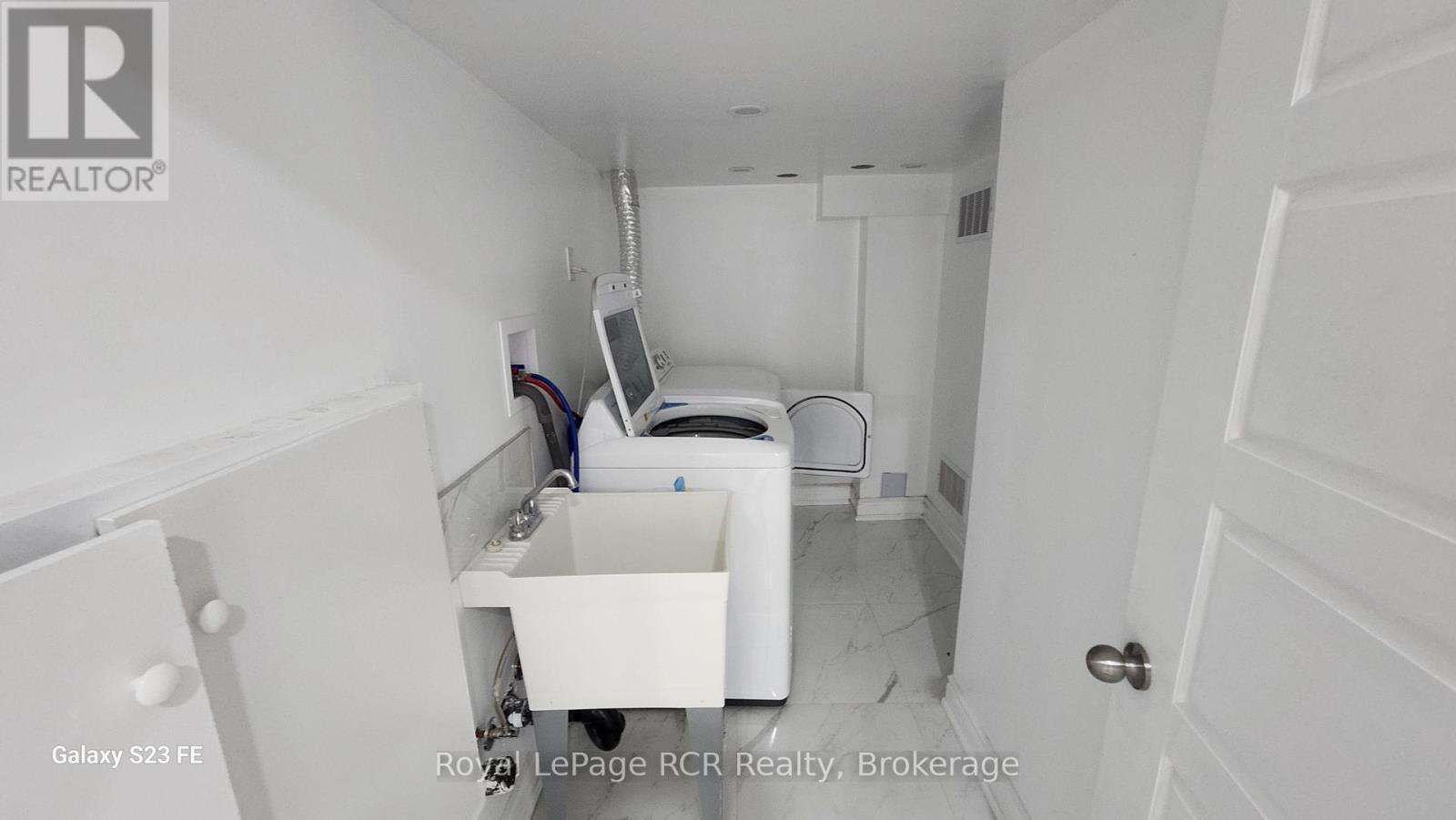 












338 VAN DUSEN AVENUE

,
Southgate,




Ontario
N0C1B0

